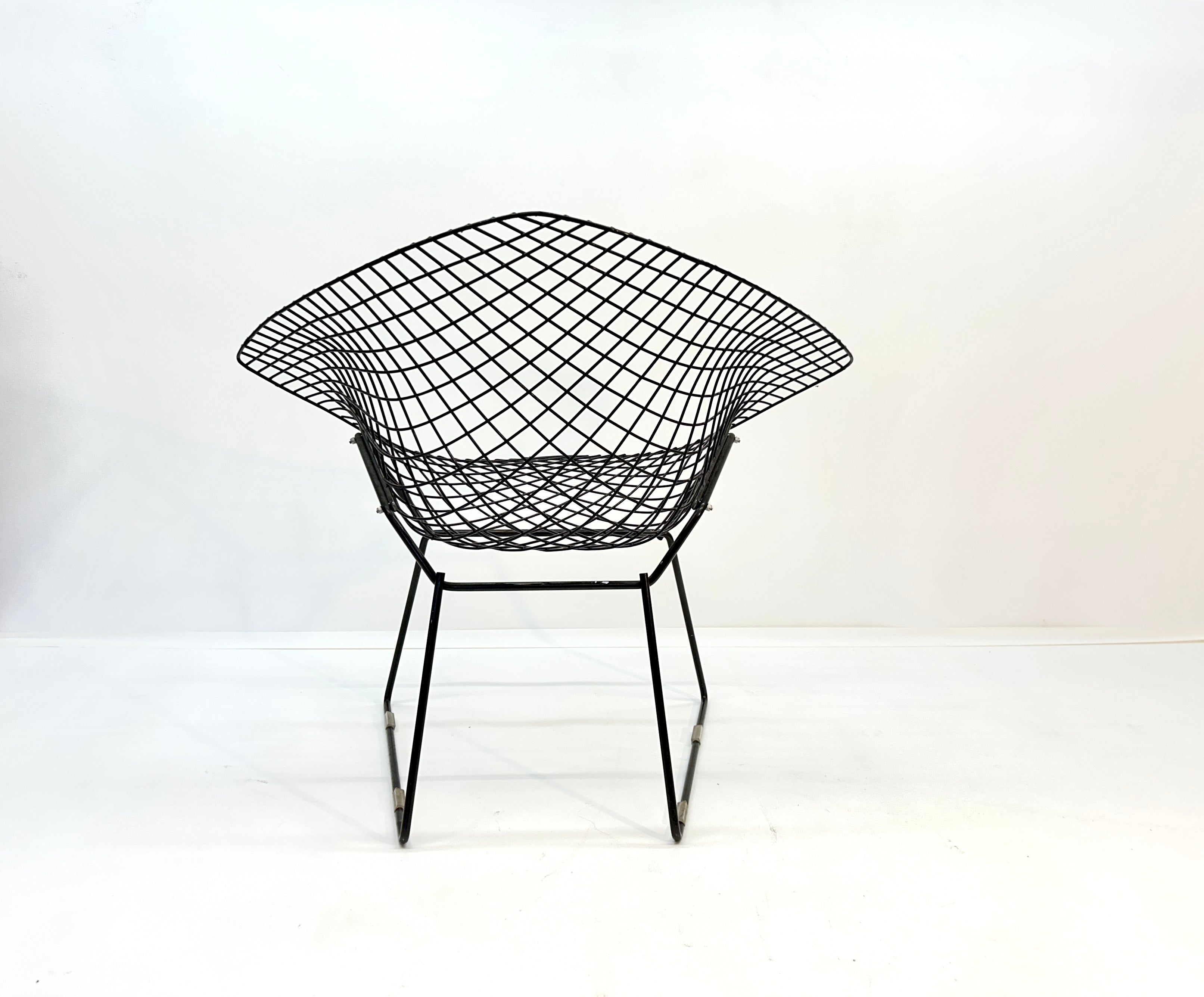 Knoll Bertoia Diamond Chair in Brown/Black