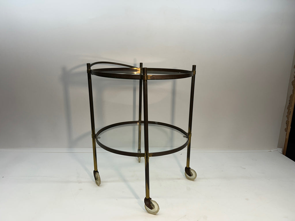 Mid Century 2 Tiered Brass Cart Made in Italy. 21D x 28H