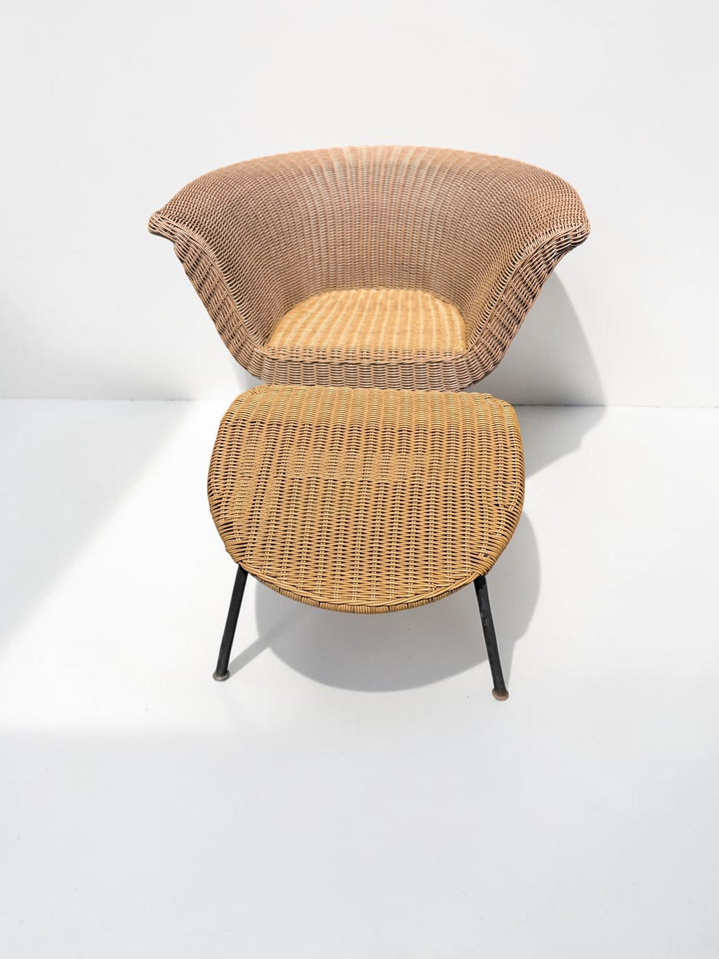 Set of Cb2 Outdoor Lounge Chairs with Ottoman