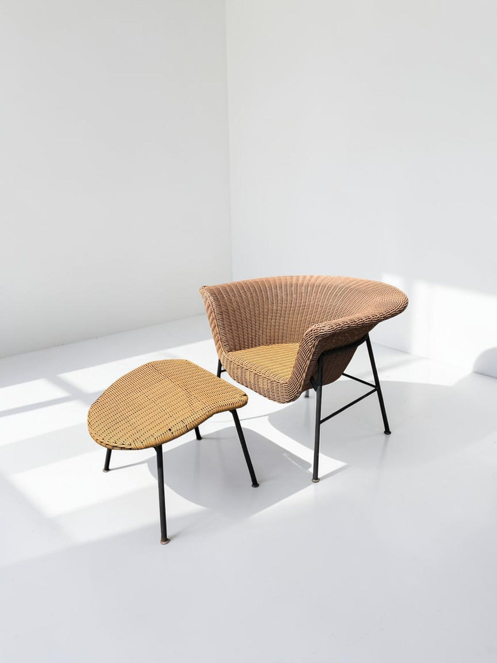 Set of Cb2 Outdoor Lounge Chairs with Ottoman