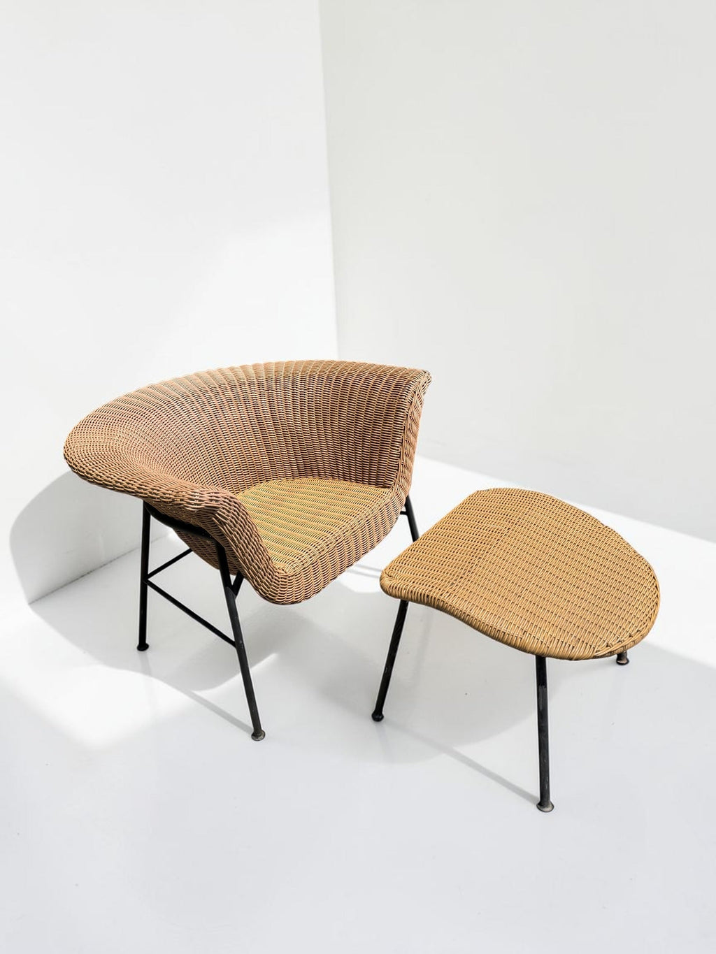 Set of Cb2 Outdoor Lounge Chairs with Ottoman
