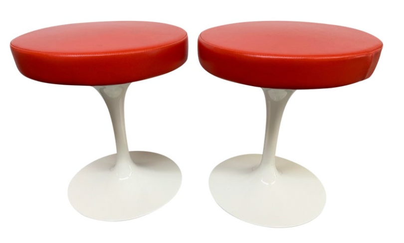 Eero Saarinen for Knoll Studio Tulip Swivel Stools