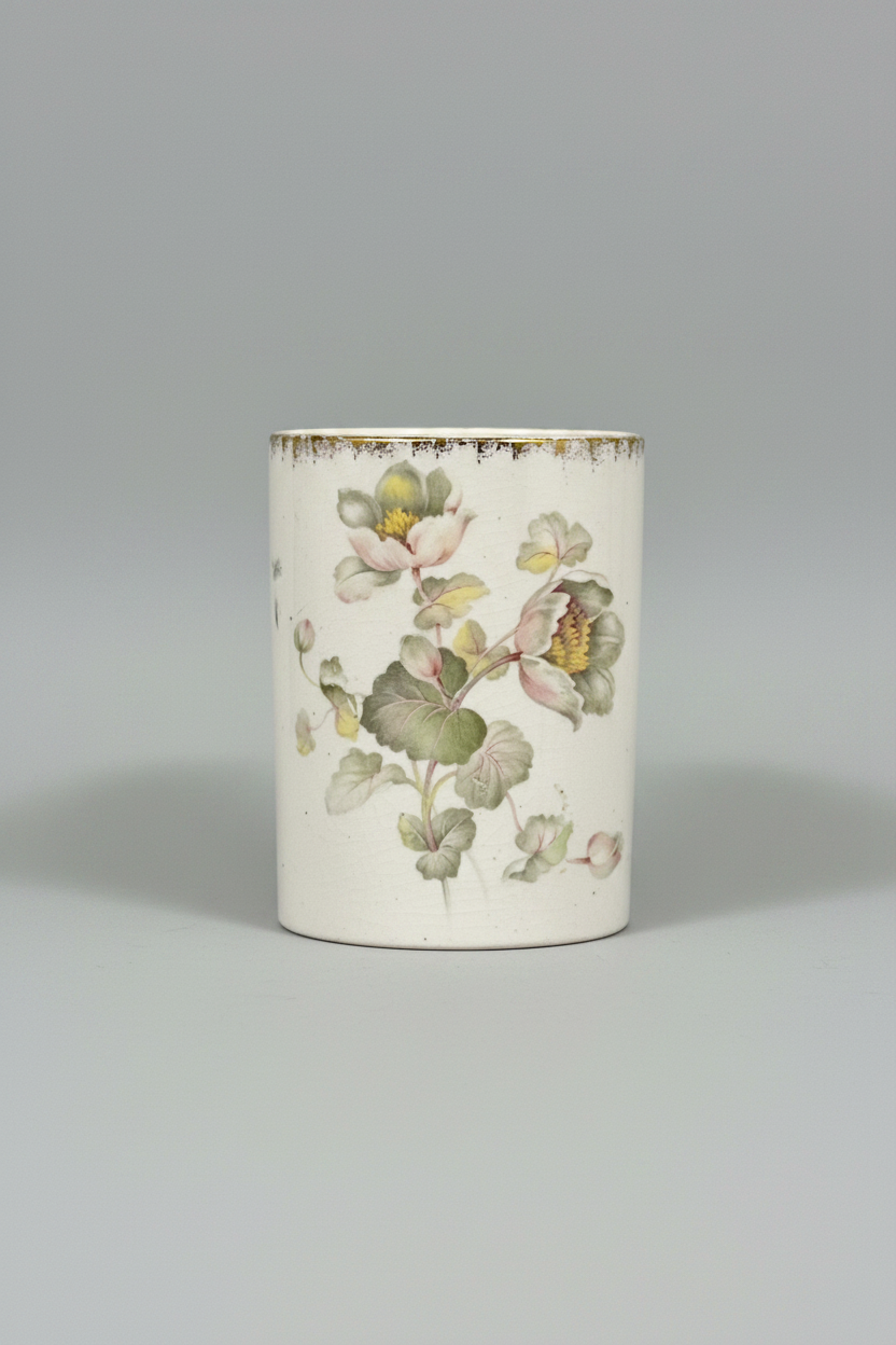 Mid-20th-century Bavarian hand-painted porcelain vase