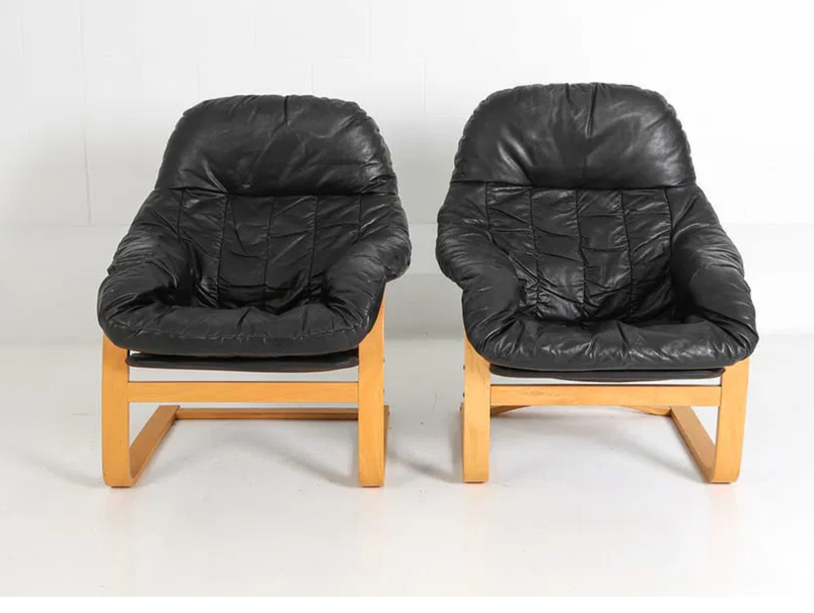 SKIPPER LEATHER LOUNGE CHAIRS 1970S