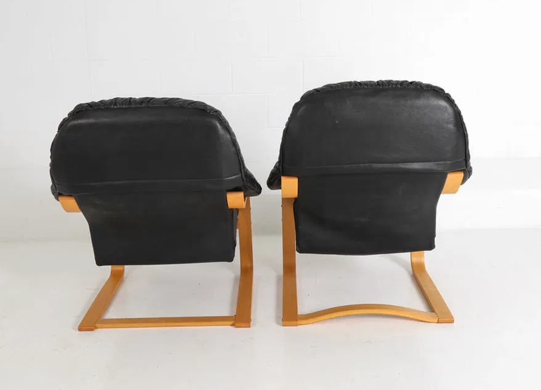 SKIPPER LEATHER LOUNGE CHAIRS 1970S