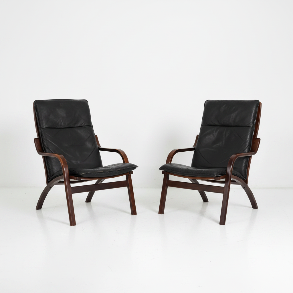 Stouby Danish Leather Bentwood Chair