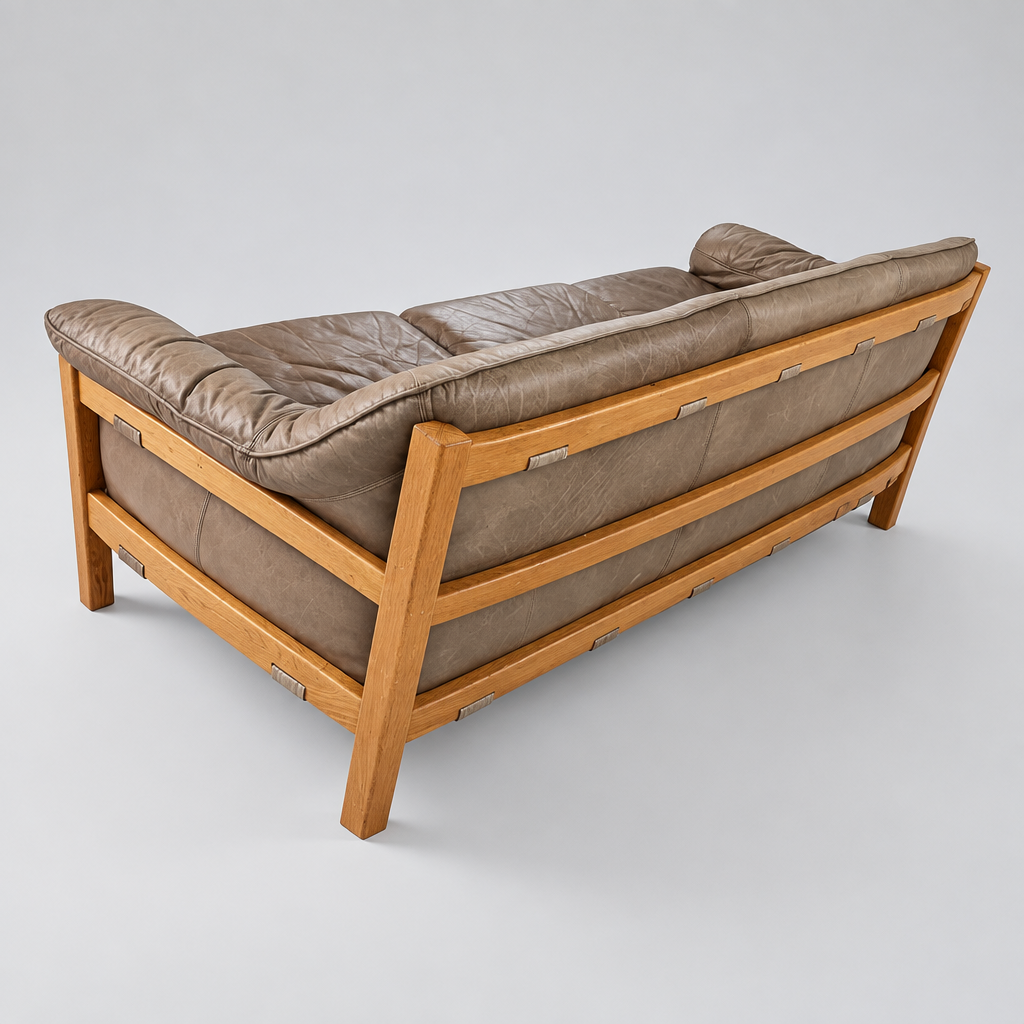 1970s Oak and Leather Sofa by Hain & Thome
